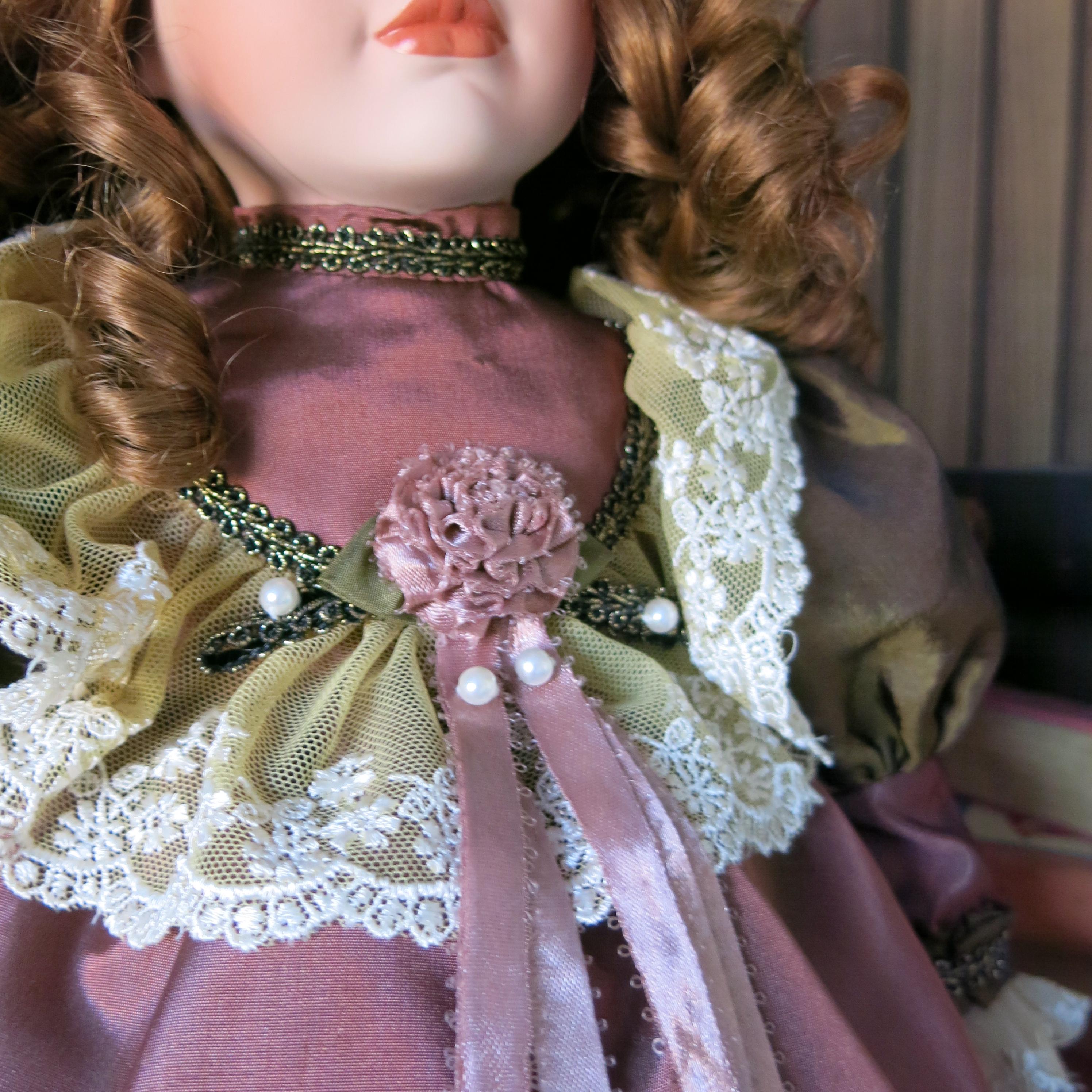 Vintage Porcelain Doll - Leonardo Collection - Frederica - Limited
