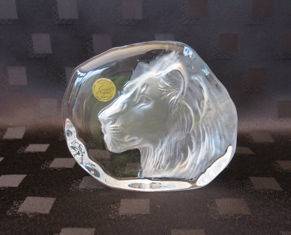 Vintage Quality Glass Lion Paperweight - Lead Crystal - Made in France