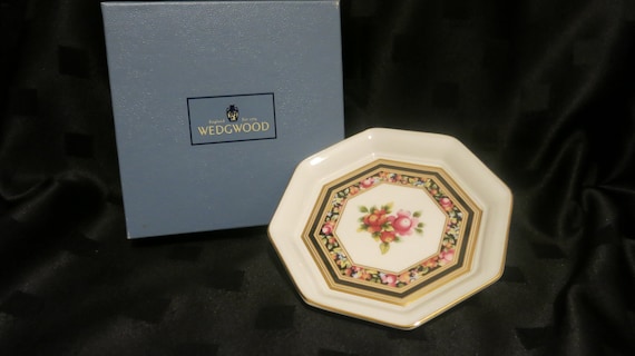 Dish/Tray - Decorative - Wedgwood - 'Clio' Boxed Octagonal Tray - 5 inch - Vintage