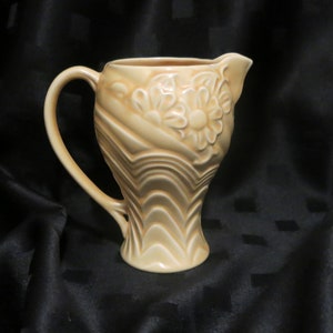 Vintage Art Deco Wade Heath Jug (406) - 5 1/2 inches high
