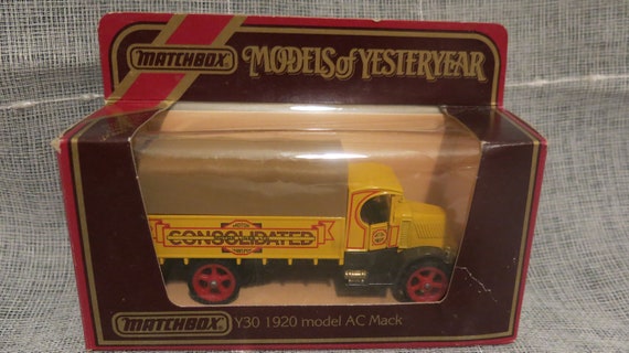 Matchbox Models of Yesteryear - Y30 1920 model AC Mack - 'Consolidated'