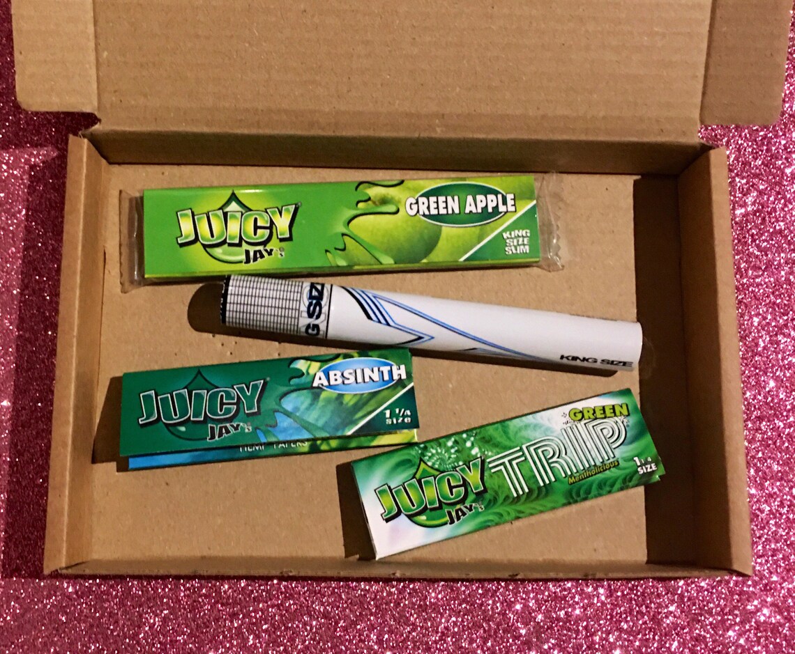 420 Green Smokers Gift Box Rolling Papers Herb Grinder ...