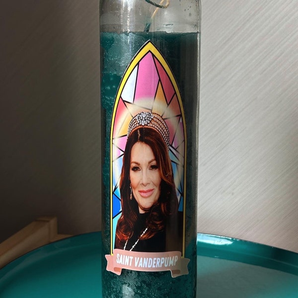 Saint Lisa Vanderpump Prayer Candle - 12 Day Burn - Dark Green Wax Unscented - Glass Pillar Candle - Gift Homewear Kitsch Quirky VPR RHOBH