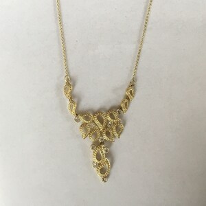 Vintage Joined Teardrops Gold Tone Rhinestone Necklace