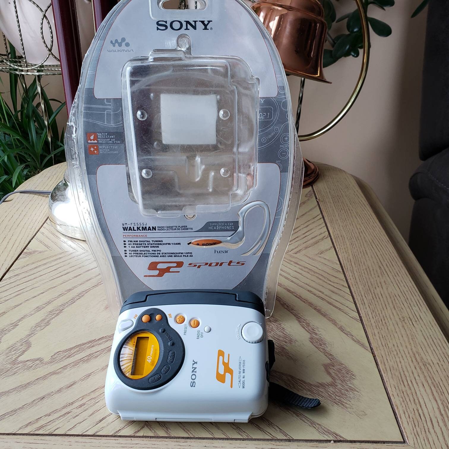 Vintage Sony WM-FS555 S2 Sports Walkman Radio Cassette Player