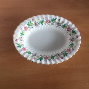 Vintage CHATSWORTH Pink Purple by ROYAL DOULTON 10” Oval Bowl