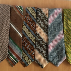 Vintage Wide Necktie