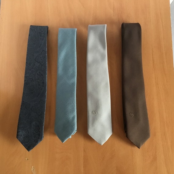 Vintage Solid Coloured Necktie - image 1