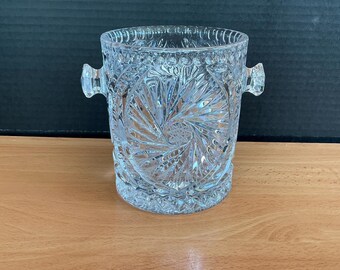 Cubitera de cristal tallado brillante vintage americano con diseño de molinillo