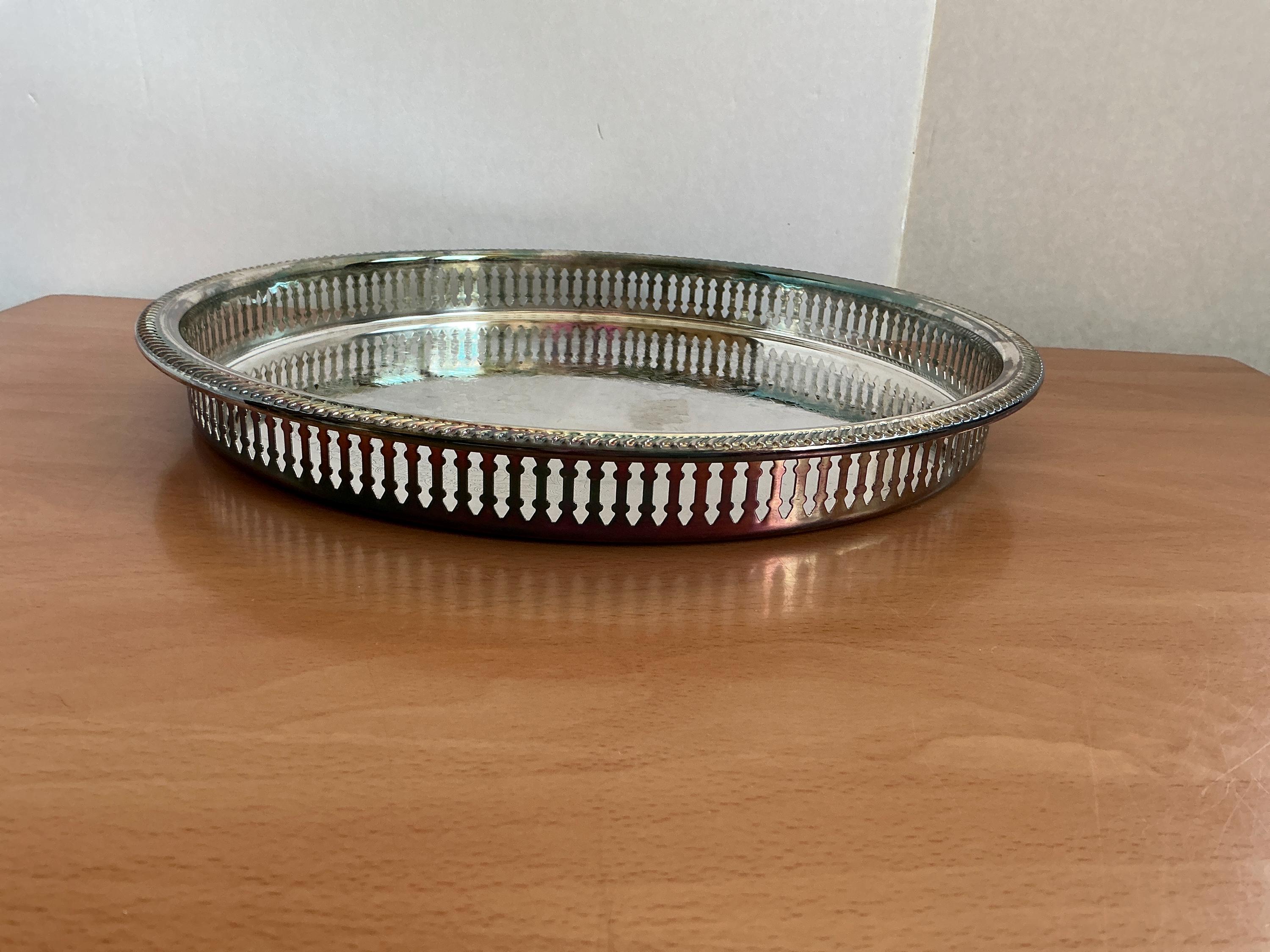 ヴィンテージラウンドシルバーメッキサービングトレイ 12.5インチ