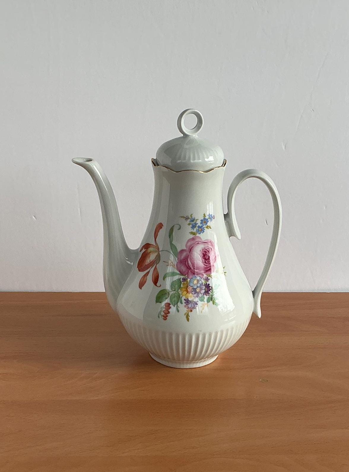 ヴィンテージ磁器の花柄模様のDOROHOIティーポット - Etsy 日本