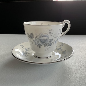 Vintage Royal Standard "Melody" Fine Bone China Tea Cup and Saucer Set
