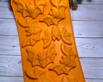Bats Silicone Candy Mold-Mini Soap Mold-Ice Tray Mold-Halloween Theme Mold-Crayons Mold