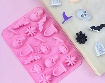 Halloween Mini Silicone Mold: Ghost, Pumpkin, Bat, Skull, Witch Hat