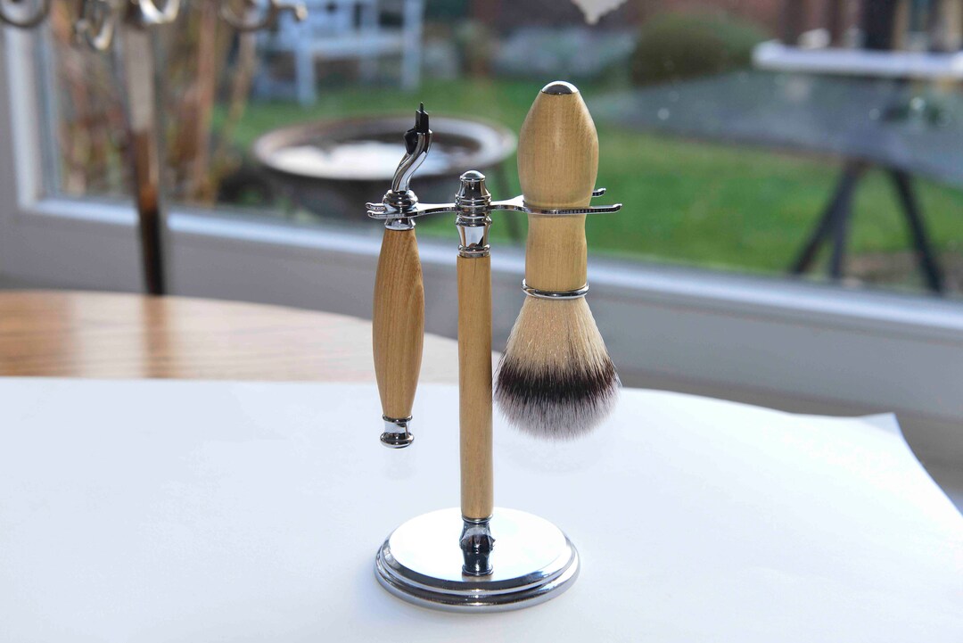 Mach3 Stand Razor Razor Stand (robinia Wood) With Razor (gillette Mach 3) and Brush ...