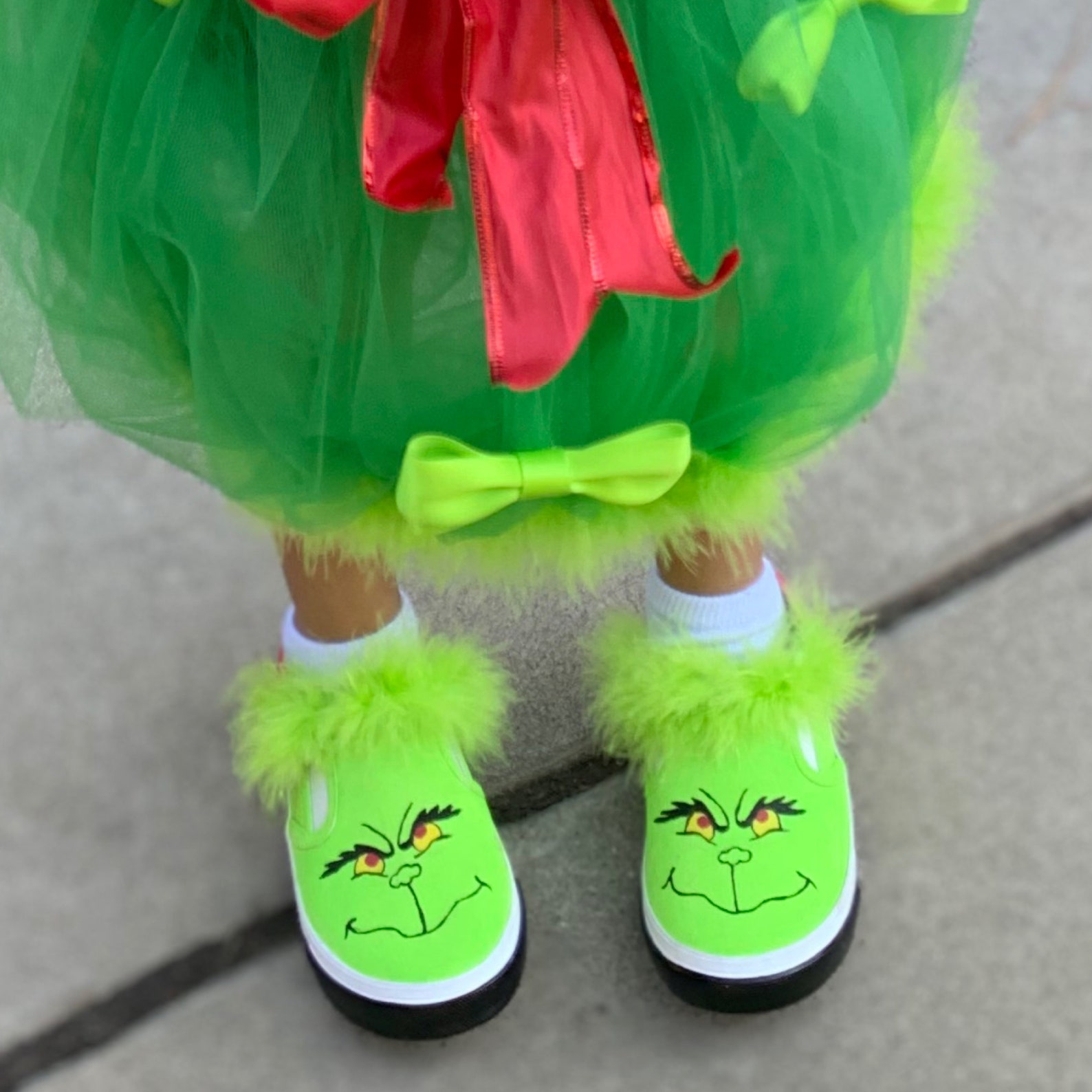 kd grinch shoes