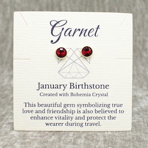 Boucles d'oreilles grenat avec pierre de naissance de janvier, cristal bohème rouge foncé, clous en or ou en argent, anniversaire, amour, cadeau pour maman avec carte histoire gratuite