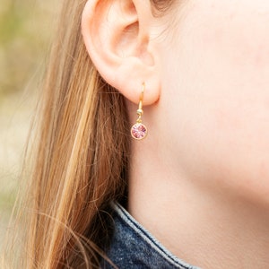 Boucles d'oreilles pendantes en tourmaline d'octobre, or 14 carats ou argent, cristal de bohème rose, gouttes de pierre de naissance, anniversaire, cadeau de maman avec carte d'histoire gratuite