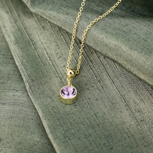 Collier alexandrite avec pierre de naissance de juin, cristal bohème violet clair, chaîne réglable en or, anniversaire, cadeau pour maman avec carte d'histoire gratuite