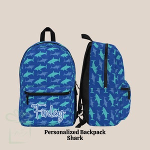 Ensemble de sac à dos personnalisé en forme de requin, gobelet de sac à lunch pour la rentrée des classes océan Sea Life, sac à dos avec prénom personnalisé pour la garderie, sac de livre bleu cadeau d'anniversaire