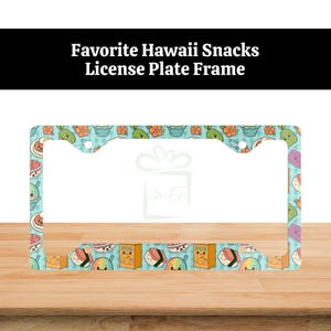 Cornice portatarga regalo con snack locali delle Hawaii, cornice portatarga hawaiana Spam Musubi, copri targa con dolci hawaiani, ghiaccio tritato