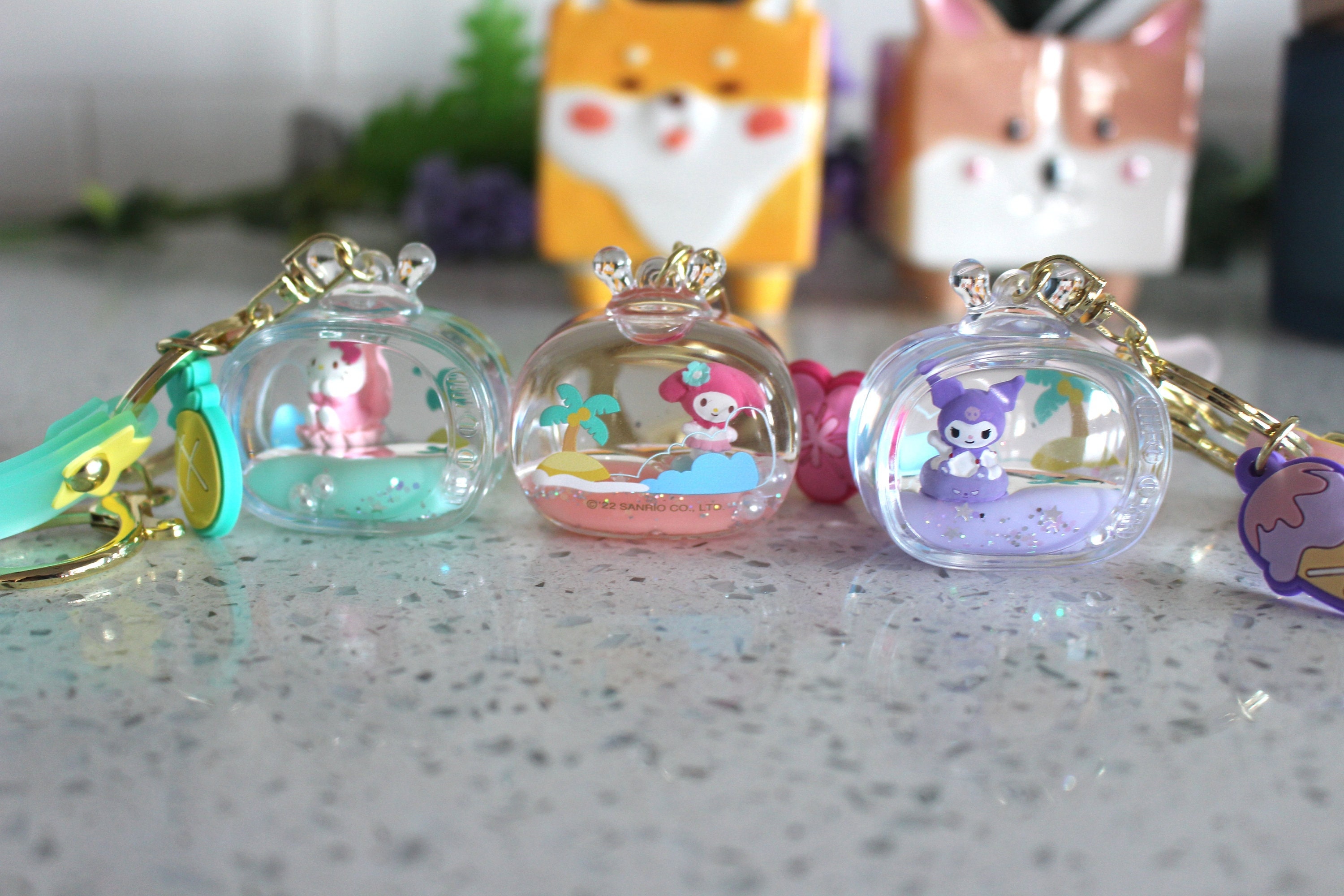 Creative Liquid Heart Bathtub Acrylic Keychain Floating Pearls Rabbit Bear  Cat Doll Keyring Women Kids Backpack Key Chain Gift