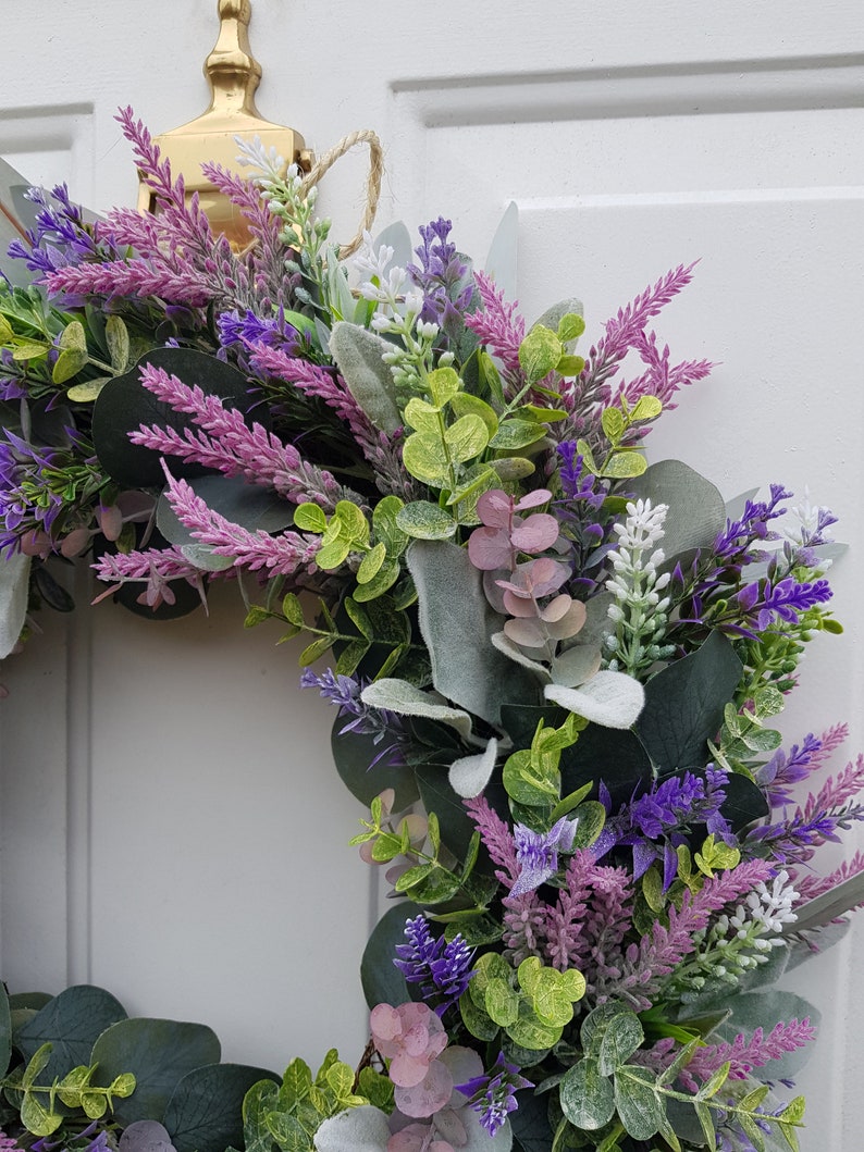 Corona di eucalipto e lavanda per porta d'ingresso, corona tutto l'anno, corona interna, corona della fattoria, corona verde, corona della porta immagine 2