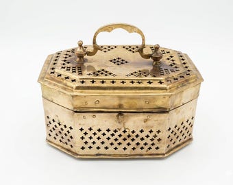Caja de latón vintage para grillos / Caja octogonal calada con bisagras de trébol de cuatro hojas, hecha en India / Caja de joyería, caja de baratijas, decoración bohemia para el hogar
