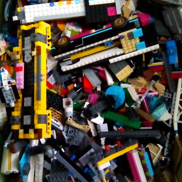 LEGO à la livre !!  Lot de 1 livre de véritables pièces Lego en vrac en très bon état !!