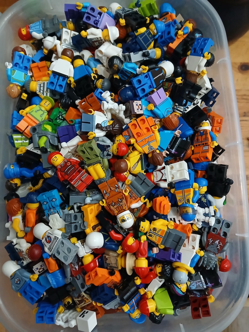 LEGO Bulk Minifigure Lot of 10 100% Genuine Lego Figures Excellent Condition USED