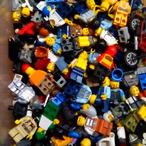 Lego mini sale figures bulk