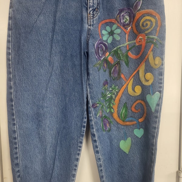 custom painted Halston denim capri sz 10 100%cotton hearts and flowers design funky art  fringed hem inv414