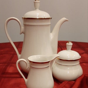 Vintage fine porcelain collection coffee set manufactured Family Treasure "Famtrea"Bavaria,Gemany.