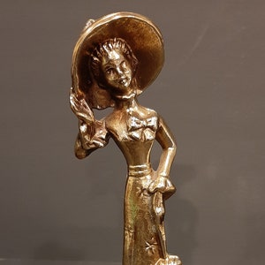 Vintage Italian Handcrafted Peltro Casellato Old Fashioned Women with Umbrella Figurine on Fine Marble base. Circa 1950-1960s.