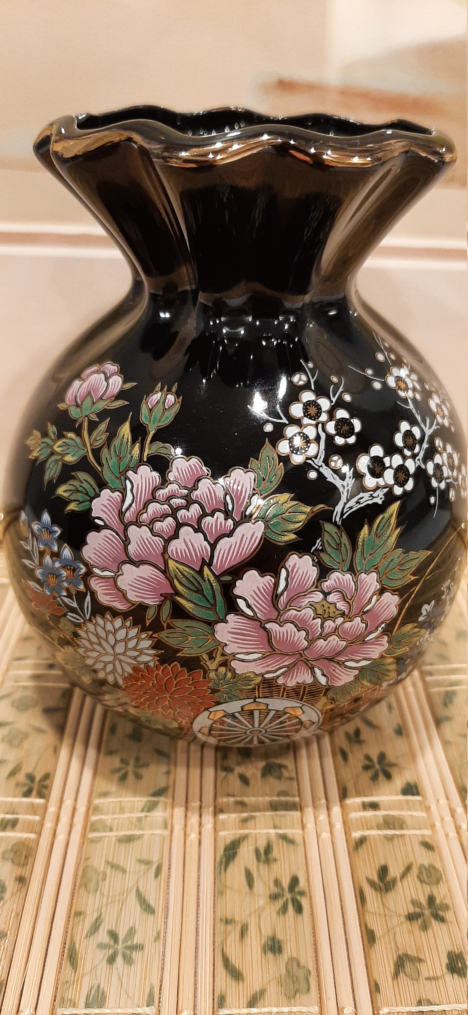 Vintage Japanese Black Porcelain Vase With Gilded Pattern of Etsy