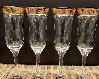 Vintage Set of 4 Bohemian Czechoslovakia Crystal Champagne Flutes with 24K Gold Etched Rim Decoration Circa Second Half 20th Century