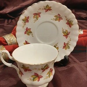 Kanada Royal Albert Porzellan Teeset &quot;&quot;Von Meer zu Meer&quot;&quot; ,Circa 1970-1980.&quot;