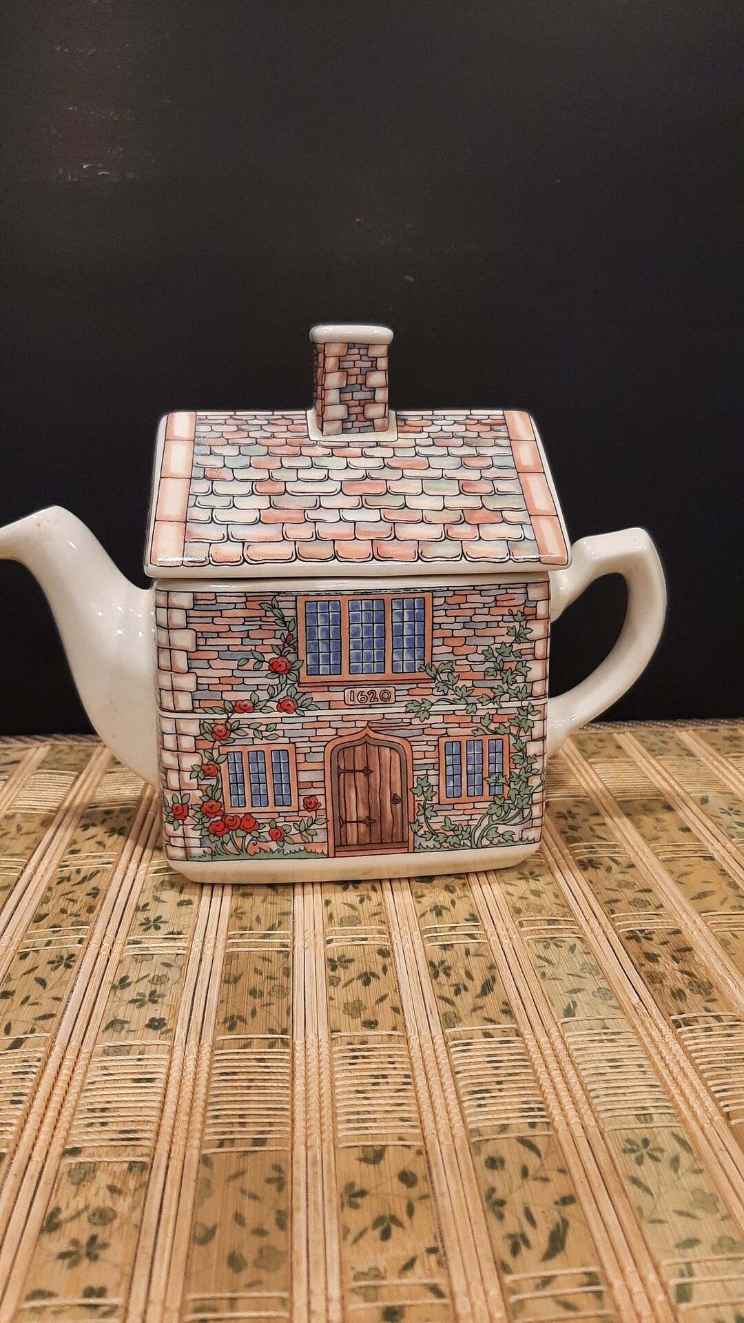 Vintage Sadler English Country Houses Collection Line Porcelain Teapot