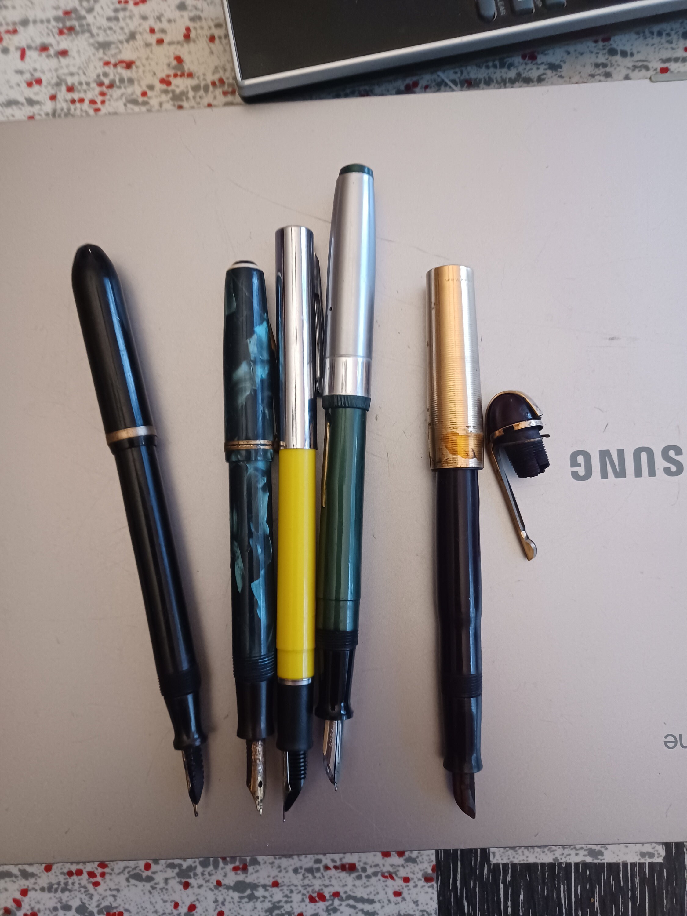 Fountain pen bundle