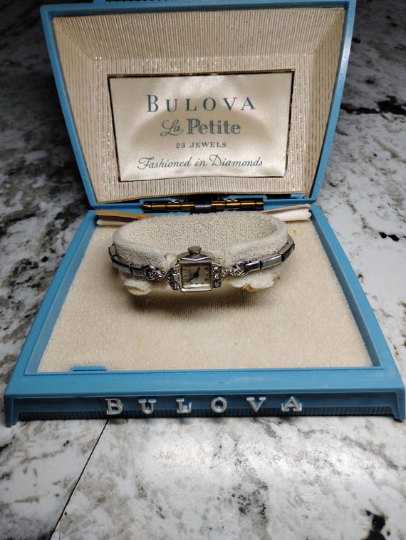 Vintage Bulova La Petite 14k White Gold and Diamond Ladies  display picture 1
