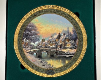 Gorgeous Thomas Kinkade Collector Plate “Cobblestone Christmas”