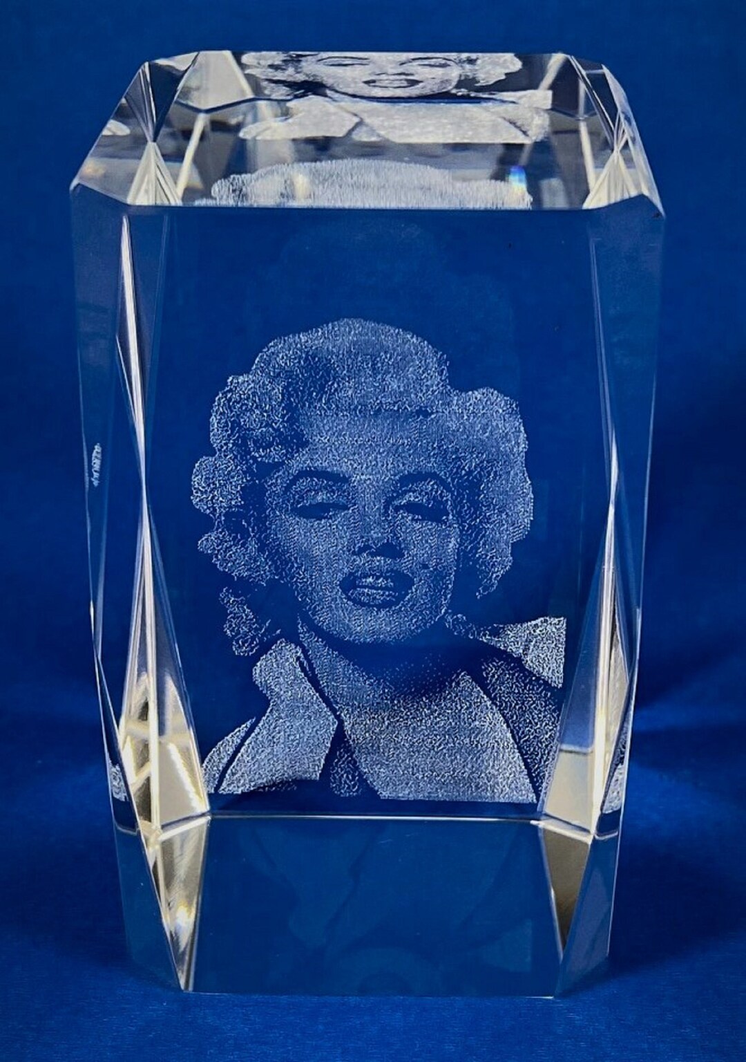 Laser Etched Crystal Marilyn Monroe Sculpture Paperweight - Etsy