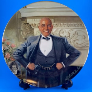 Bradford Exchange Little Orphan Annie Collector Plate. Mint condition.