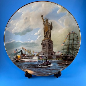 Statue of Liberty Dedication 100th anniversary Collector Plate. Vintage 1985.