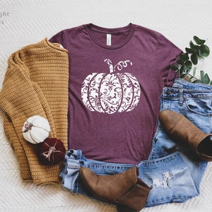 Fall T-shirts for woman, Fall Shirt, Autumn Shirt, Pumpkin shirt, Thanksgiving, Floral Pumpkin Shirt, Fall Pumpkin Shirt, Halloween Shirt