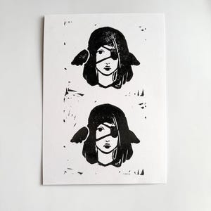Impresión en lino de Eyepatch Girl, 21 x 15 cm