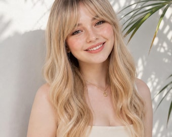 Dark Root Blonde Wavy Wig with Bangs, Heat Resistant Natural Everyday Wig