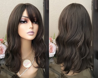 18‘’ brown wavy synthetic wig with bang | Little Wig Museum ,hairloss, alopeica chemo wig, cosplay Handmade wigs Glueless Wigs