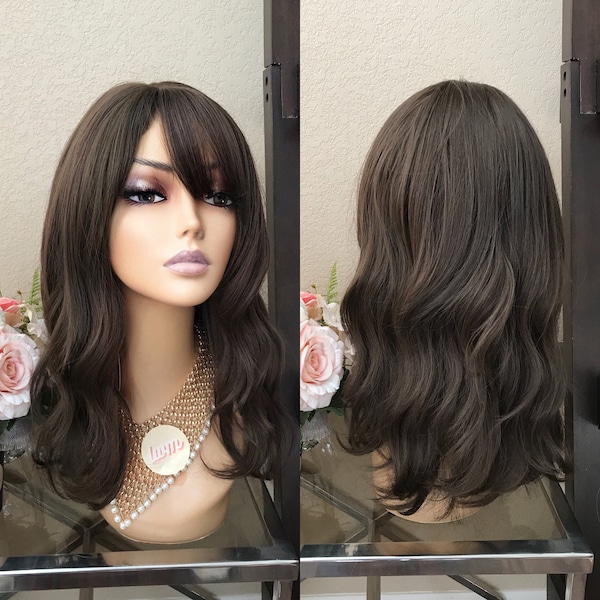 18‘’ brown wavy synthetic wig with bang | Little Wig Museum ,hairloss, alopeica chemo wig, cosplay Handmade wigs Glueless Wigsgift for mom