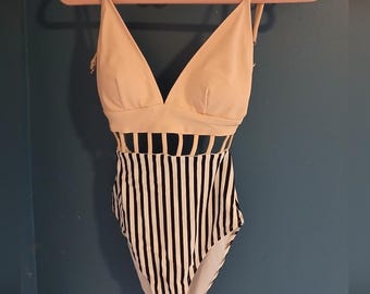 Cupshe NWT-zwempak badpak ~ eendelig maat S